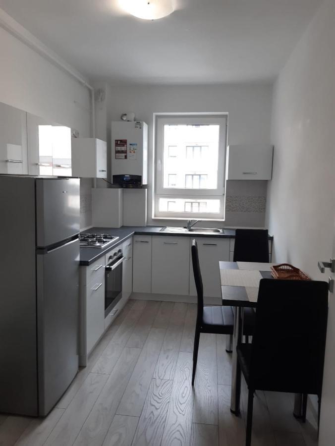 Flor Apartaments Târgu-Mureş Екстериор снимка